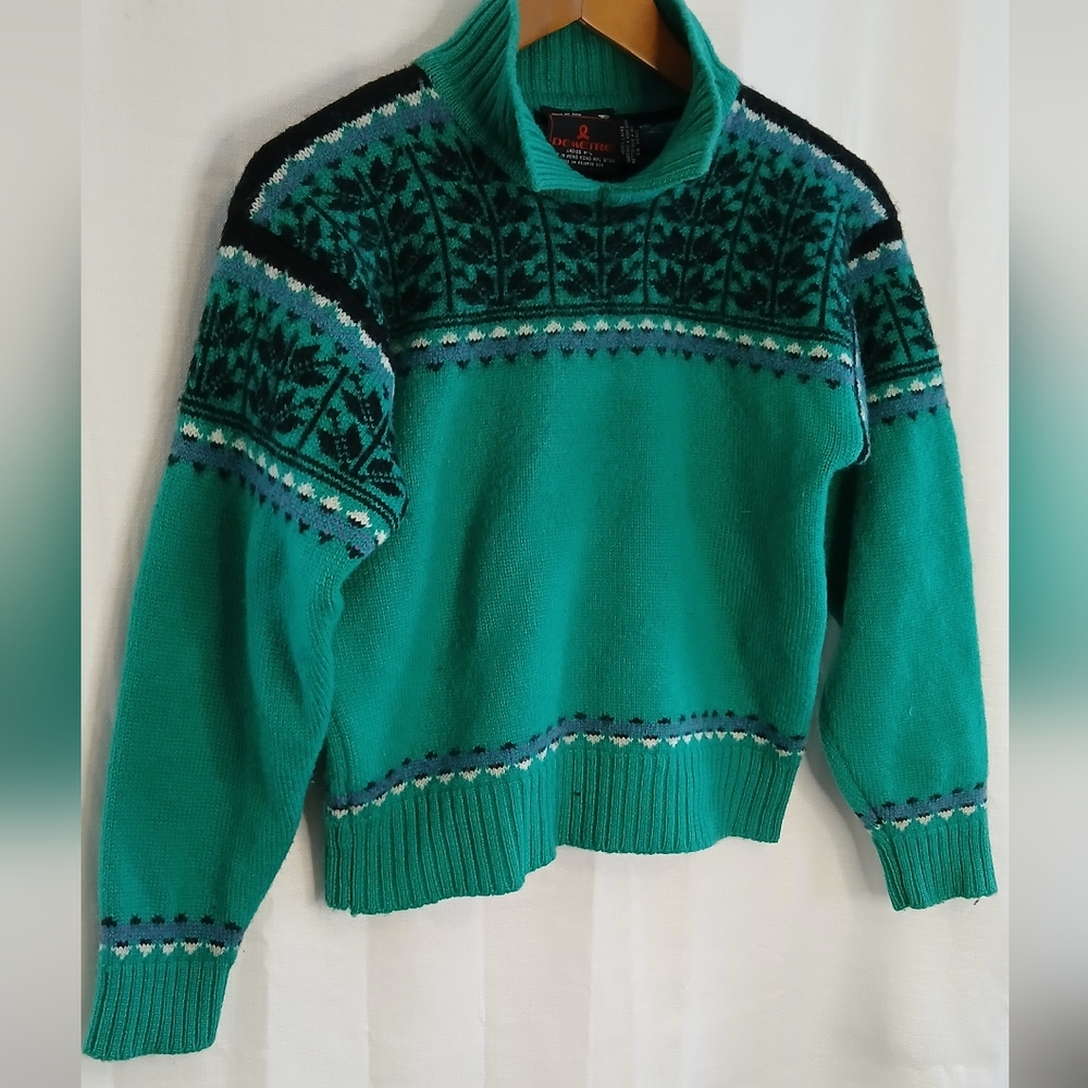 Demetre wool 100% wool sweater
